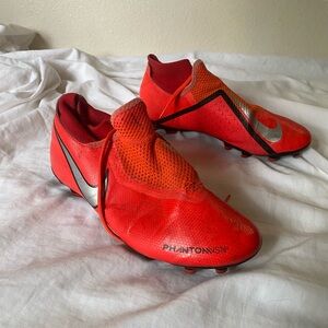 Soccer cleats Nike Phantom VSN Crimson
